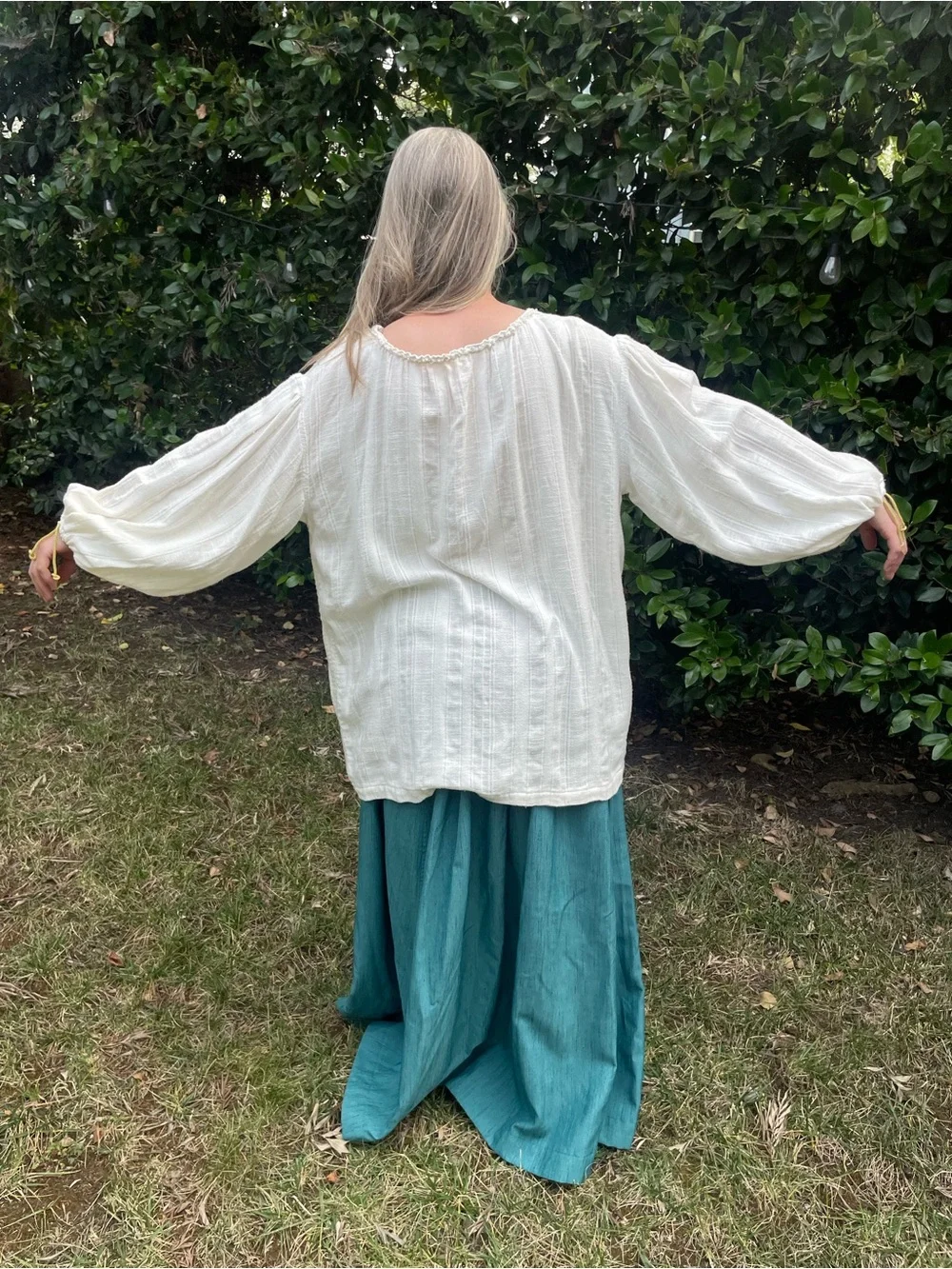 Women’s Renaissance Dress - Teal with matching hat